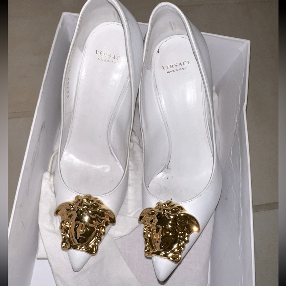 Versace Pumps
